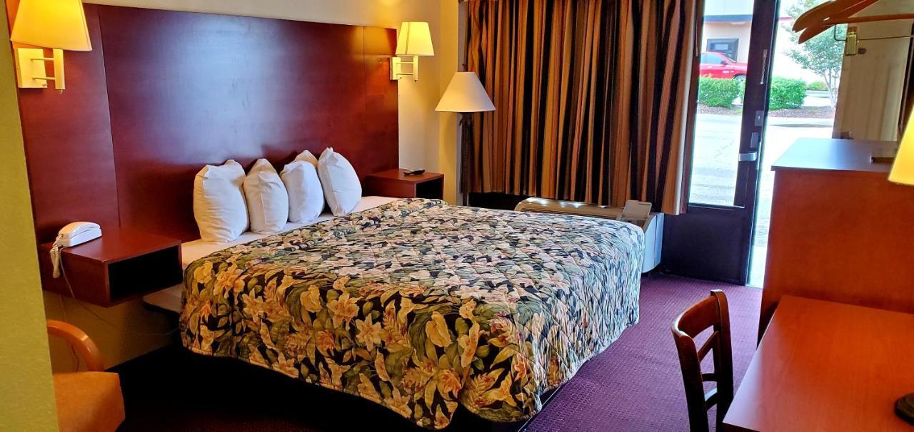 Conway Express Inn Kültér fotó